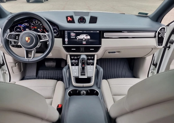 Porsche Cayenne cena 319900 przebieg: 51300, rok produkcji 2020 z Janów Lubelski małe 379